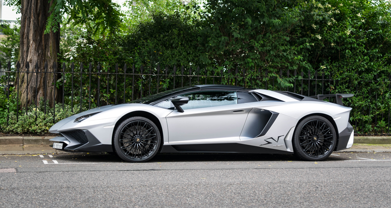 Illustration for article titled Car Spotting In London Makes You Realize How Poor You Are